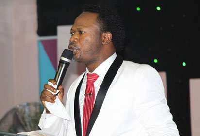 Pastor-Joshua-Iginla