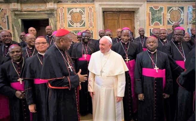 Nigerian-Bishops-with-pope-Francis